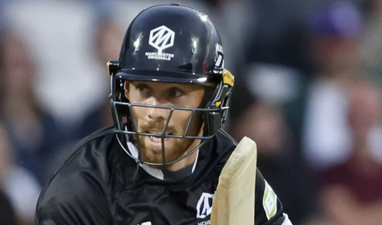 most runs in the hundred