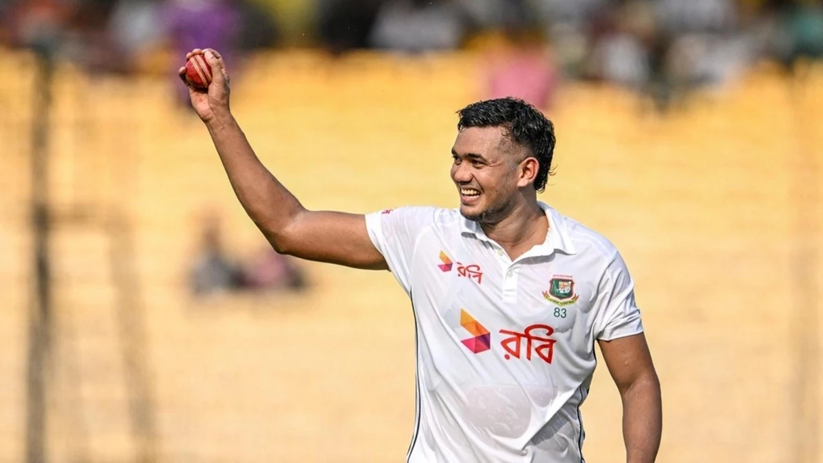 Taskin Ahmed holds the ball for the bangladesh test squad west indies Test series in Mirpur
