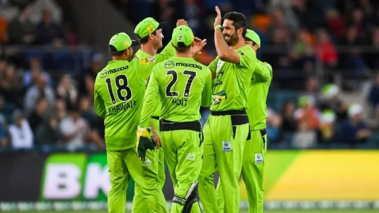 sydney thunder bbl 2026-27 squad - Sydney Thunder team celebration