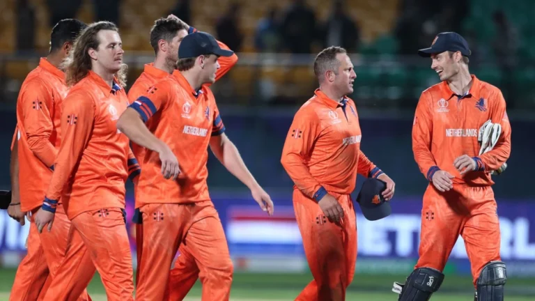 Netherlands players walk out to field in Dubai, Netherlands ODI squad for UAE tri-series
