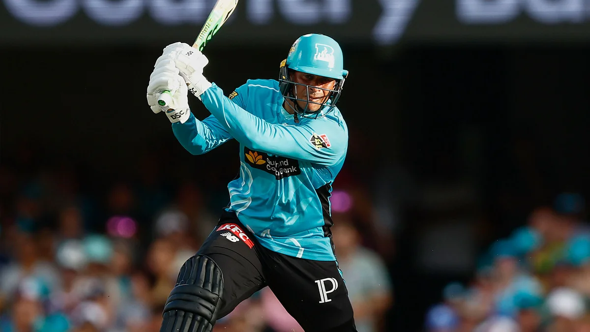 brisbane heat bbl 2026-27 squad - Usman Khawaja batting