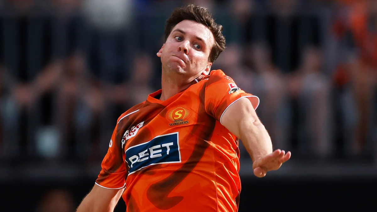 perth scorchers bbl 2026-27 squad - Jhye Richardson bowling for Perth Scorchers