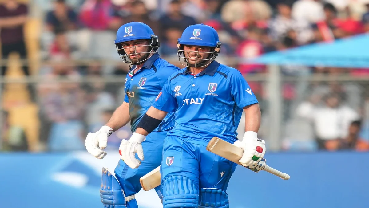 Italy batters in action as the Venice Livewires Italia T10 squad wait continues